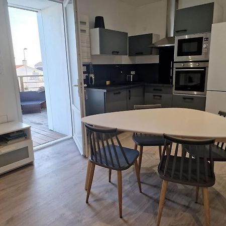 Superbe Appartement Renove A Neuf Centre Bourg Brem-sur-Mer Extérieur photo