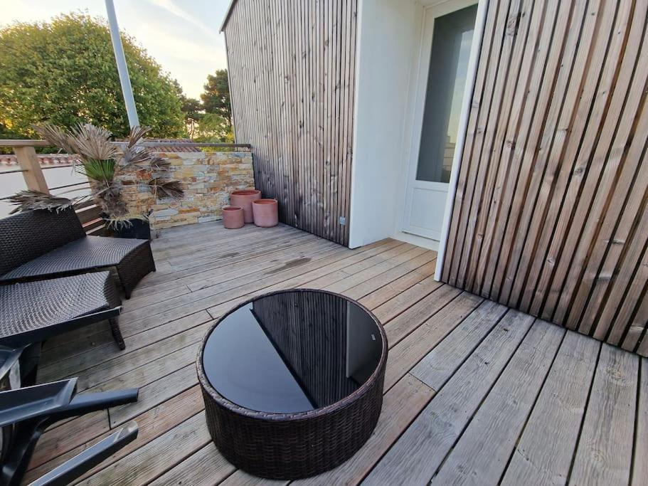 Superbe Appartement Renove A Neuf Centre Bourg Brem-sur-Mer Extérieur photo